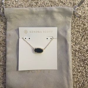 Kendra Scott Elisa Gold chain and Black stone.
